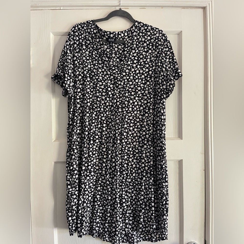 a.n.a Black and White Printed Midi Dress